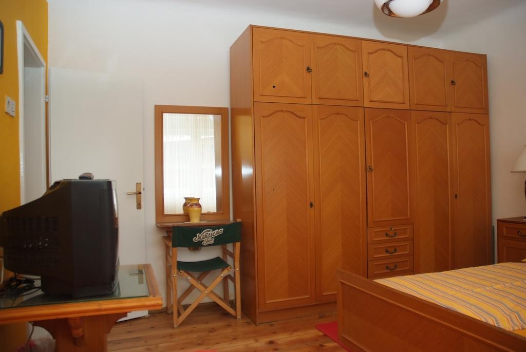 Guesthouse 7Even 모스타르 외부 사진