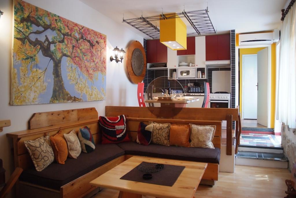 Guesthouse 7Even 모스타르 외부 사진